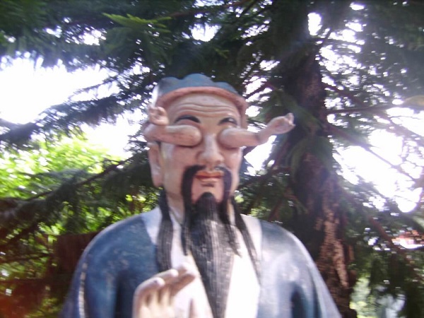 Hands for Eyes Buddha Statue at Ten Thousand Buddha Monastery in Hong Kong