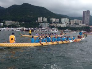 IP Global Dragons Dragon Boat Team paddling out