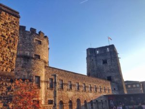 Oxford City - Oxford Dictionary: Castle