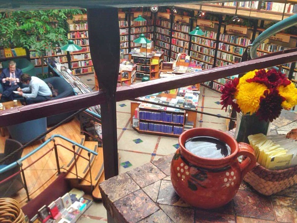 El Pendulo bookstore in mexico city