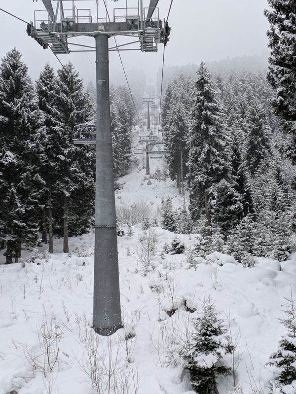 hatsvali ski lift in mestia