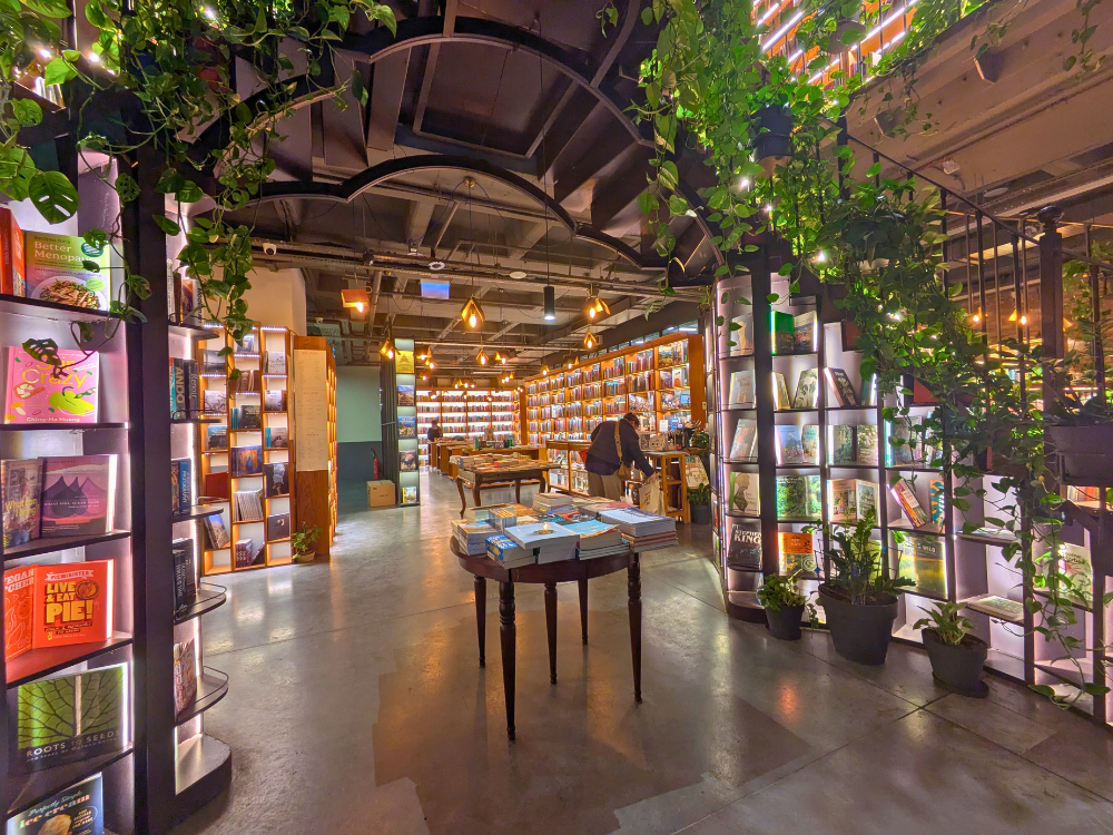 the best bookstores in istanbul