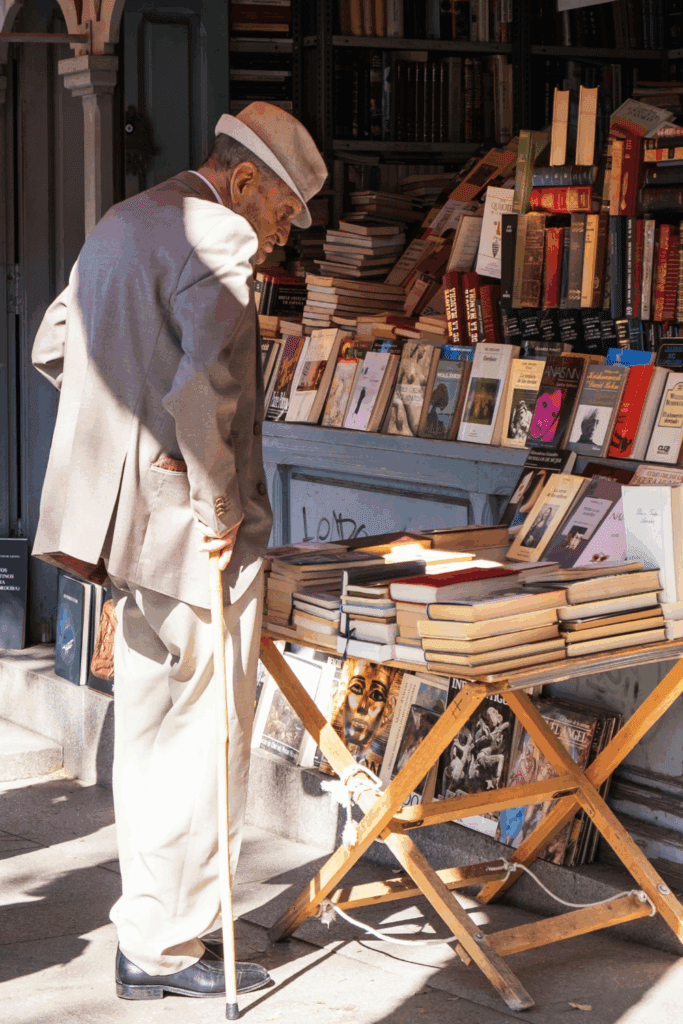 Cuesta de Moyano book stall