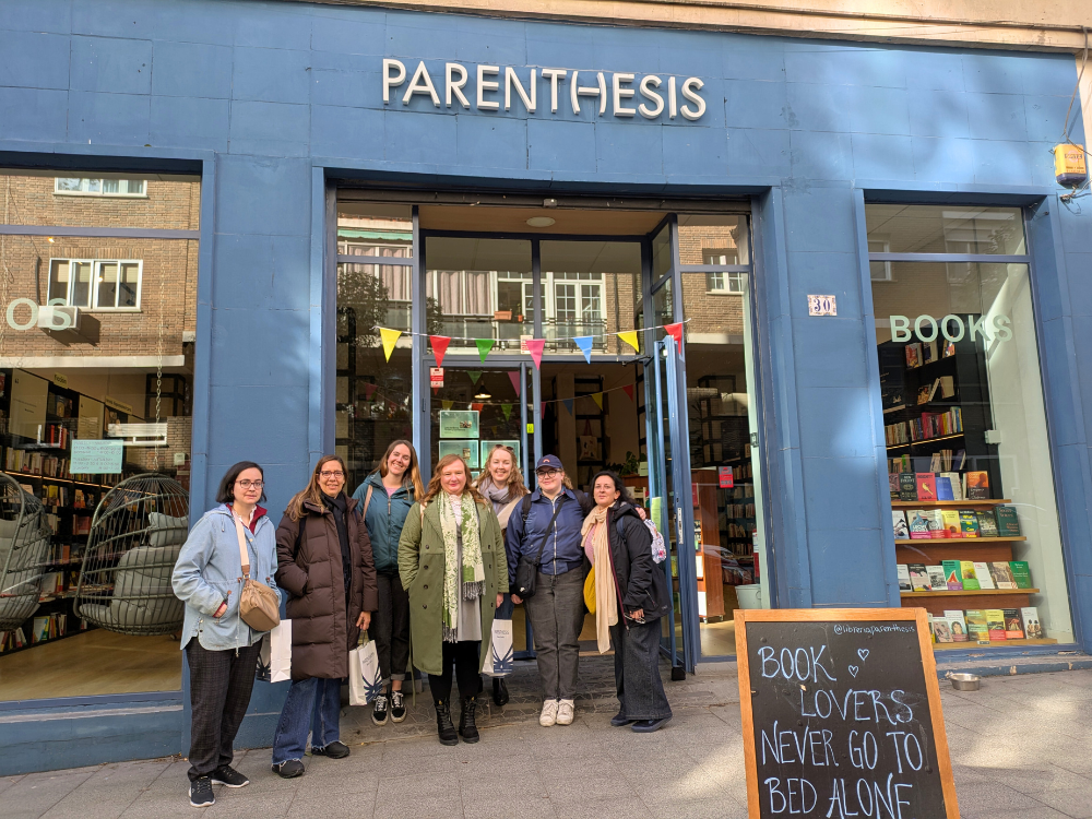 nomad book club madrid literary retreat group at Parenthesis bookstore